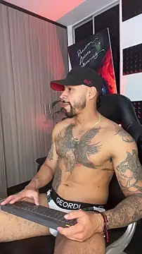 Snapshot of NikoHank chatting on 01.09.26 NikoHank online show from 01.09.26