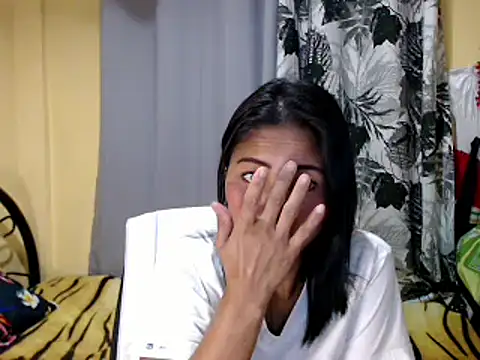 Snapshot of lovelyxmorena chatting on 01.15.26 lovelyxmorena online show from 01.15.26