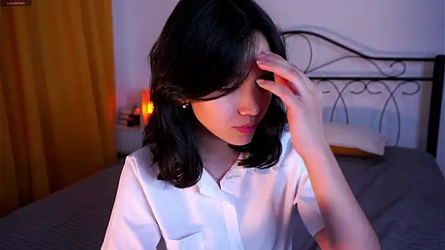 StaciaBratz online show from 12.16.25