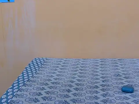 Snapshot of Honey_Baby1 chatting on 02.13.26 Honey Baby1 online show from 02.13.26