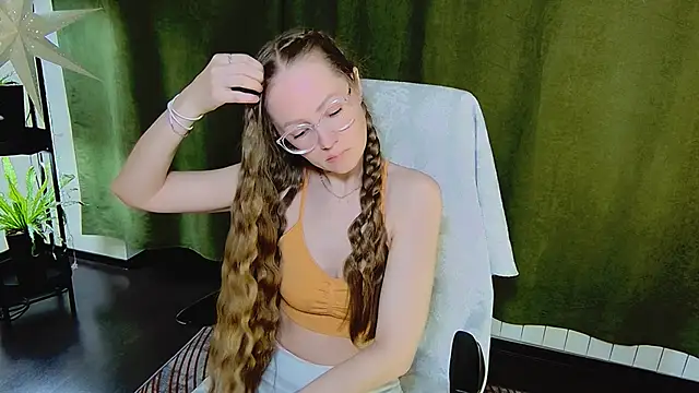 Snapshot of G0LDI chatting on 02.01.26 G0LDI online show from 02.01.26