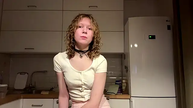 Snapshot of ElfriedaZwack chatting on 01.06.26 ElfriedaZwack online show from 01.06.26