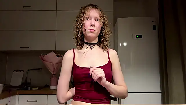 Snapshot of ElfriedaZwack chatting on 01.11.26 ElfriedaZwack online show from 01.11.26