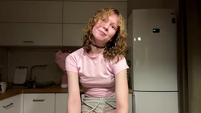 Snapshot of ElfriedaZwack chatting on 01.13.26 ElfriedaZwack online show from 01.13.26