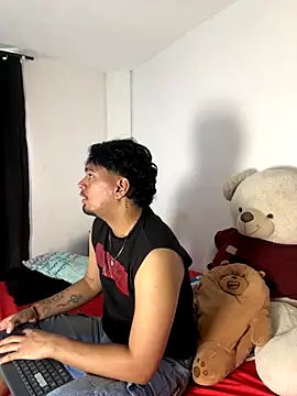 Henry villa23 online show from 12.04.25