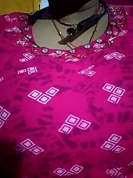 Snapshot of Pariraja_hot chatting on 12.14.25 Pariraja hot online show from 12.14.25