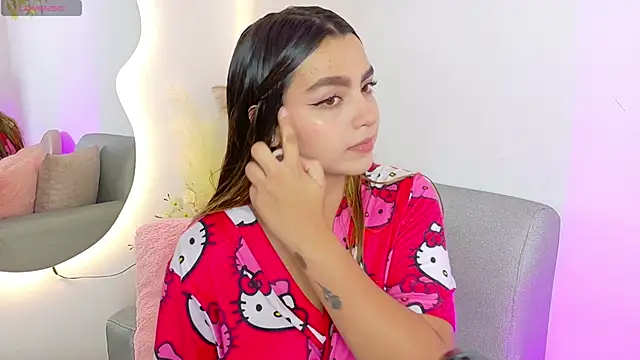 Snapshot of Ambar_Carter chatting on 06.27.26 Ambar Carter online show from 06.27.26
