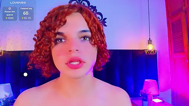 Snapshot of Skyee_angel chatting on 05.28.26 Skyee angel online show from 05.28.26