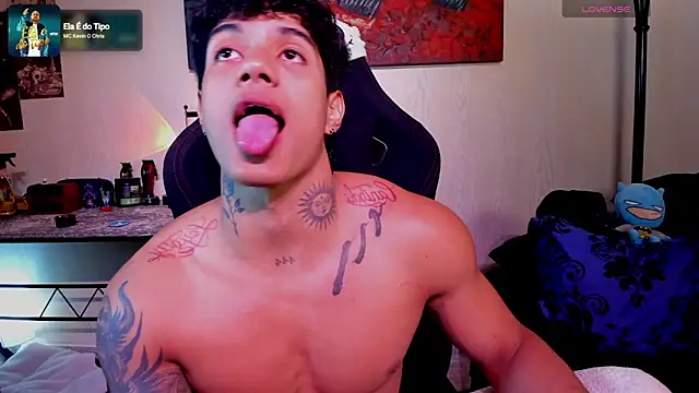 Snapshot of aress_damon chatting on 03.19.26 aress damon online show from 03.19.26