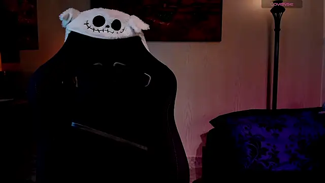 Snapshot of aress_damon chatting on 03.22.26 aress damon online show from 03.22.26