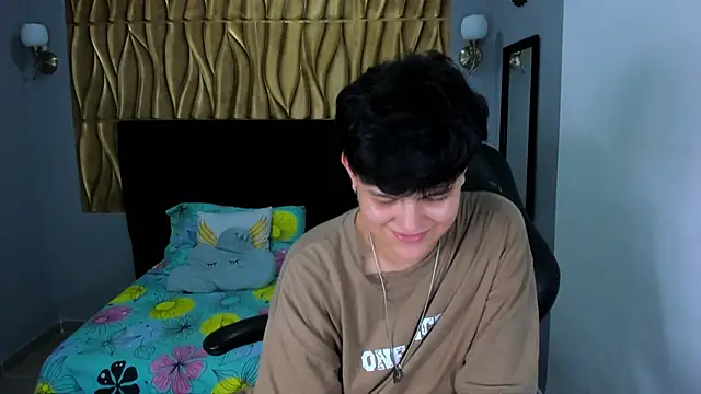 Snapshot of _ian_sweet chatting on 11.23.25 ian sweet online show from 11.23.25