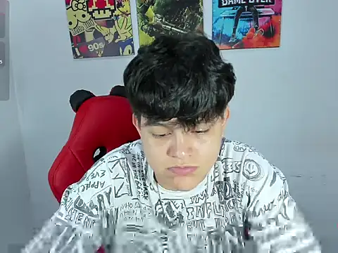 Snapshot of _ian_sweet chatting on 11.26.25 ian sweet online show from 11.26.25