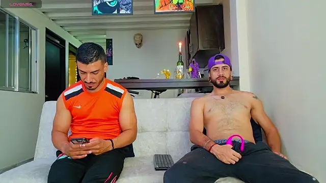 heteros curious online show from 12.16.25