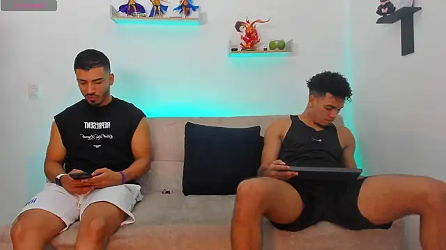 heteros curious online show from 05.13.26