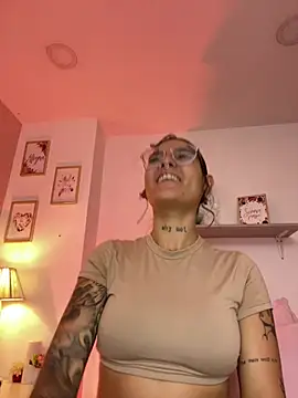 LauraRaider online show from 04.19.26