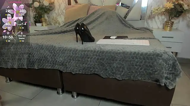 Snapshot of Mysterius_Woman chatting on 01.13.26 Mysterius Woman online show from 01.13.26