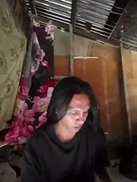 Snapshot of lovelycarla32 chatting on 12.03.25 lovelycarla32 online show from 12.03.25