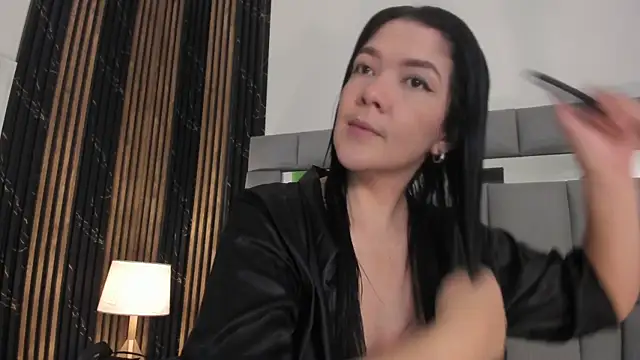 amaia santini online show from 07.18.26