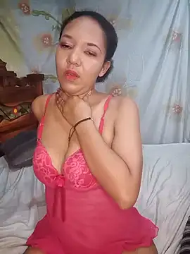 Snapshot of Allyson_Oceans05 chatting on 12.18.25 Allyson Oceans05 online show from 12.18.25