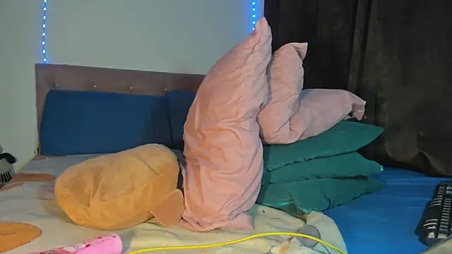 exotis tiahara777 online show from 03.19.26