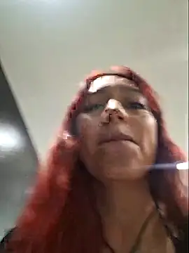 Snapshot of Eveeelyn25 chatting on 11.28.25 Eveeelyn25 online show from 11.28.25