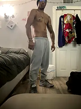 MTheRealrDLlongCrippler online show from 12.14.25