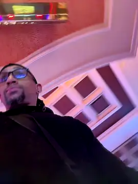 MTheRealrDLlongCrippler online show from 12.17.25