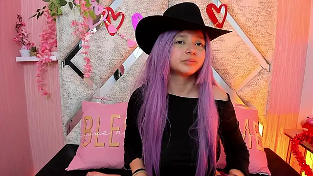 CandySwan online show from 03.04.26