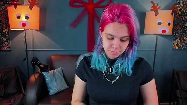 LiraBelle online show from 01.08.26