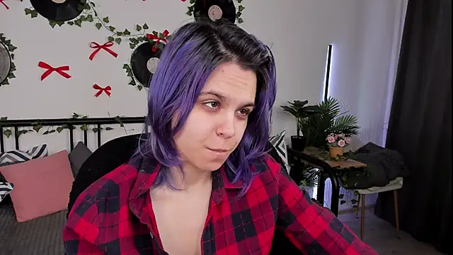 LiraBelle online show from 04.24.26