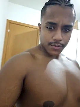 Snapshot of alejandromartinez18 chatting on 03.11.26 alejandromartinez18 online show from 03.11.26