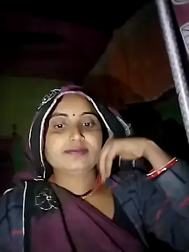 Snapshot of Pooja_hote chatting on 11.24.25 Pooja hote online show from 11.24.25