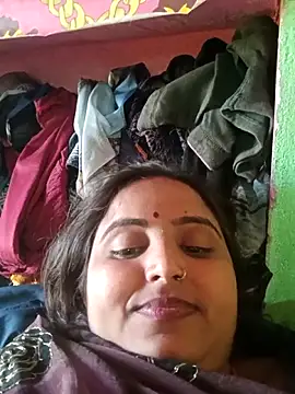 Snapshot of Pooja_hote chatting on 12.23.25 Pooja hote online show from 12.23.25