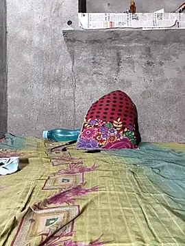 Snapshot of Dil-se-queen-321 chatting on 01.17.26 Dil-se-queen-321 online show from 01.17.26