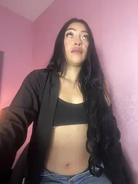 DAKOTA SAKURA online show from 06.16.26