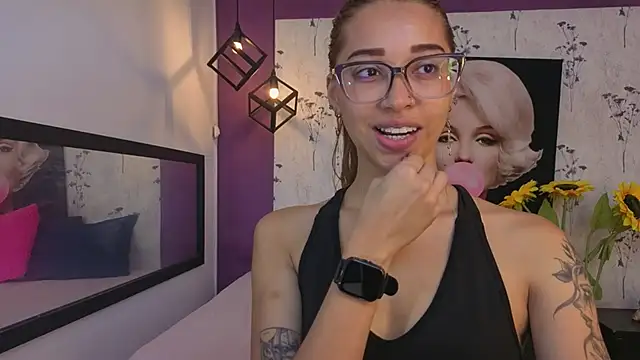 Antonella mc online show from 05.04.26