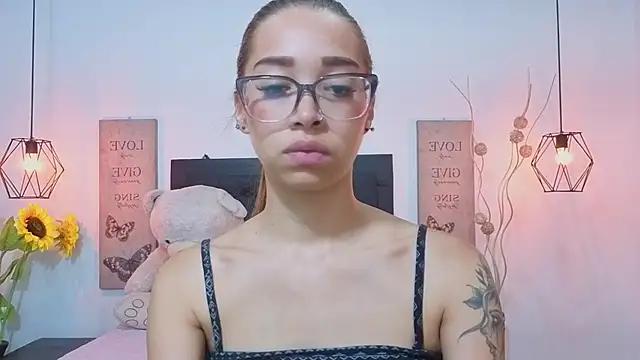 Antonella mc online show from 06.19.26
