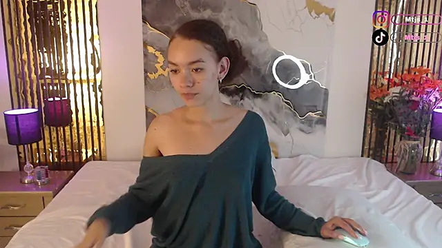 MiticaBrennet  online show from 03.07.26