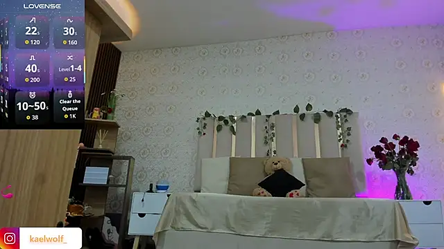 kaelwolf tay online show from 02.06.26