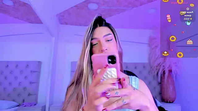 Snapshot of DeboraCopper chatting on 02.18.26 DeboraCopper online show from 02.18.26