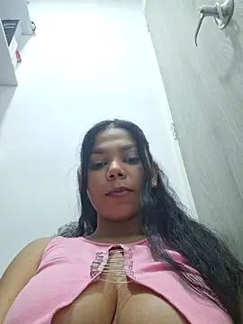 Snapshot of Mia_Rosex chatting on 02.24.26 Mia Rosex online show from 02.24.26