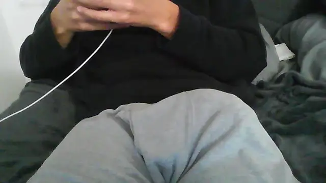 Snapshot of latinman7944 chatting on 01.12.26 latinman7944 online show from 01.12.26