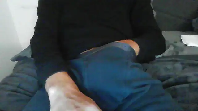 Snapshot of latinman7944 chatting on 02.26.26 latinman7944 online show from 02.26.26