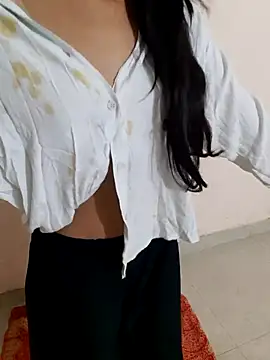 Snapshot of Alpee_kumri chatting on 11.28.25 Alpee kumri online show from 11.28.25