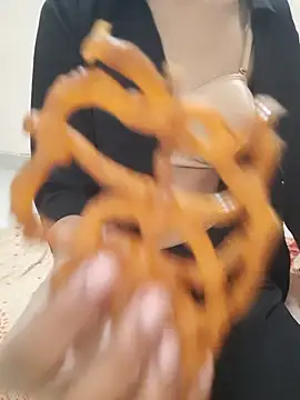 Snapshot of Alpee_kumri chatting on 01.12.26 Alpee kumri online show from 01.12.26