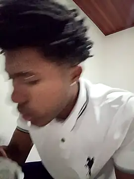 Snapshot of man_black_hot24 chatting on 01.06.26 man black hot24 online show from 01.06.26