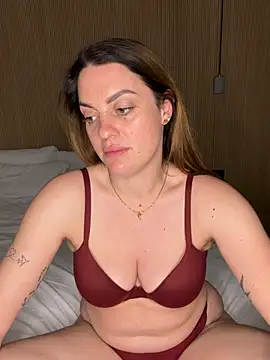 laraslittlesecrett online show from 04.23.26