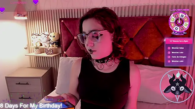 Snapshot of Kiri_Velvet chatting on 05.05.26 Kiri Velvet online show from 05.05.26