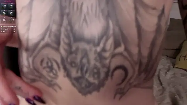 Snapshot of BobbieNibbe chatting on 02.03.26 BobbieNibbe online show from 02.03.26