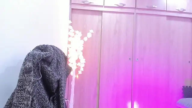 MaddieHunter online show from 05.11.26